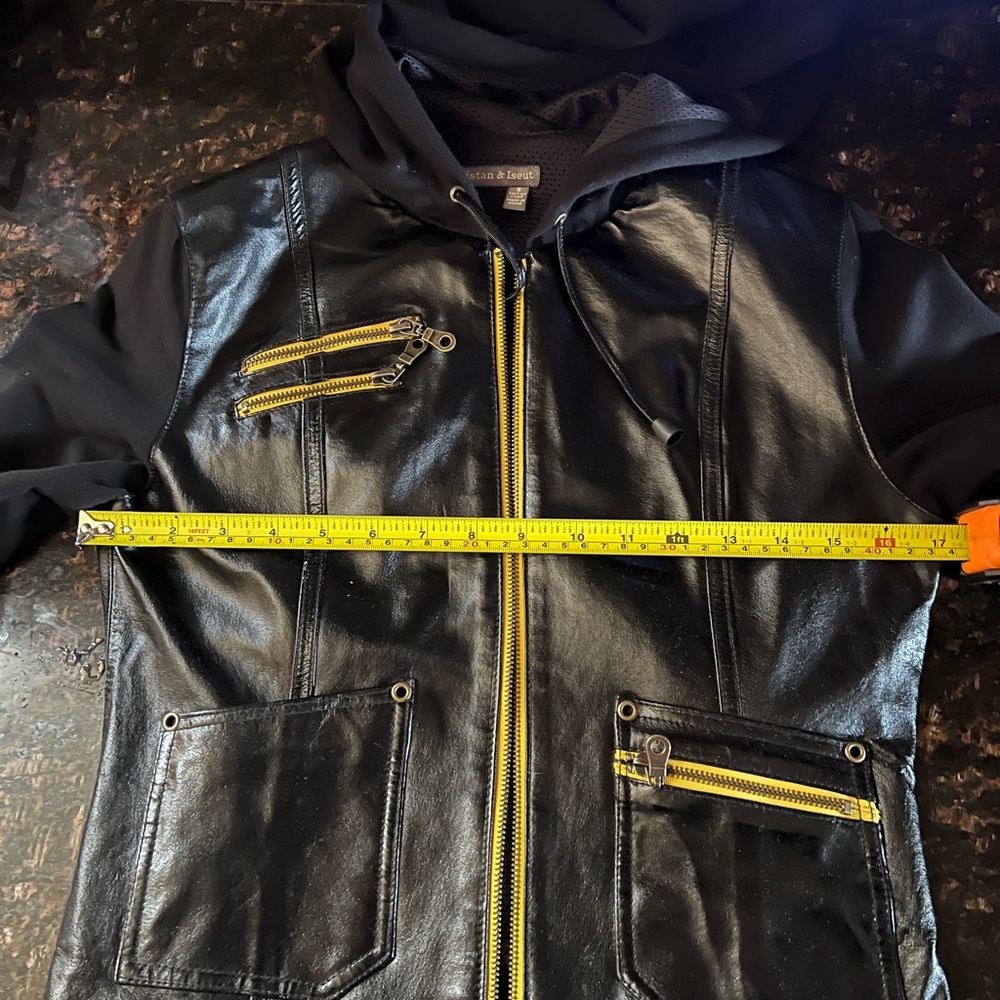 Tristan & Iseut Leather jacket - Picture 6 of 6